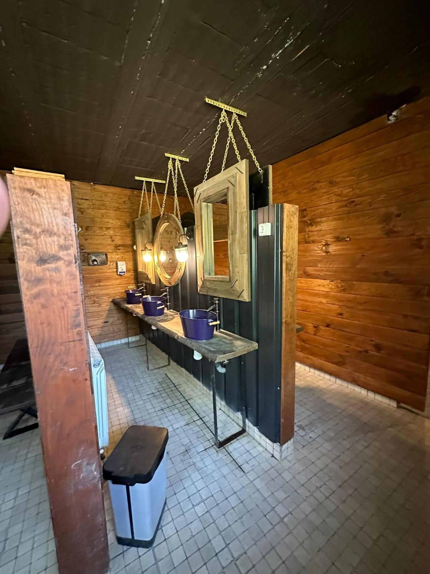 Tiendas Safaris Ripoll Exterior photo